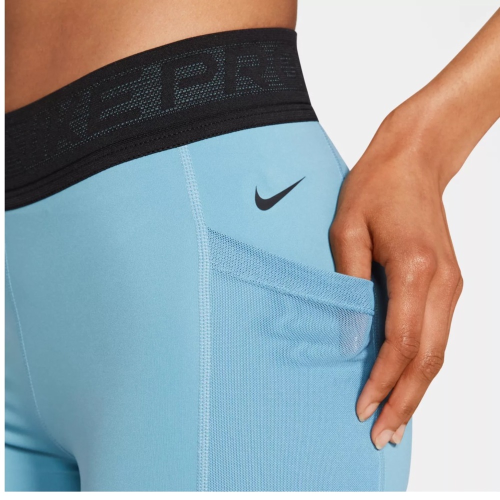 New Nike pro shorts cerulean blue w pockets, small